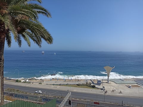 Private Room, Shared Oceanfront Apartment