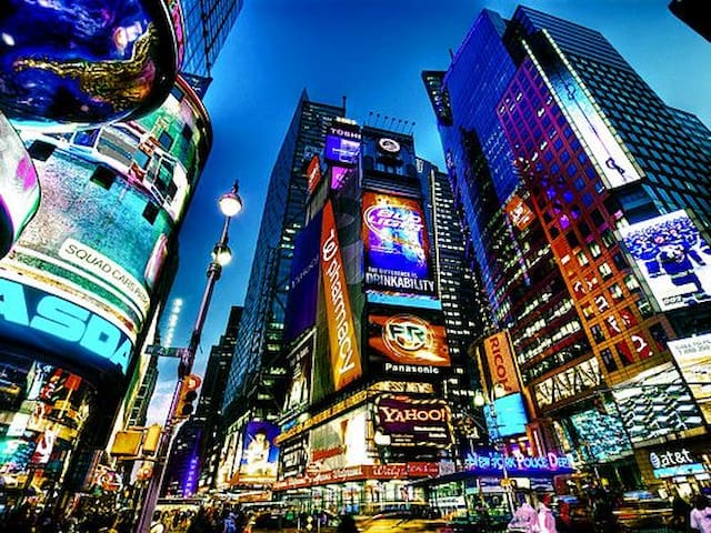 Causeway bay/wan chai in Awesome location..