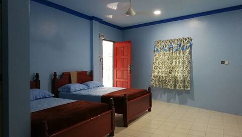 Homestay Alfalah Semporna (Family Room C)