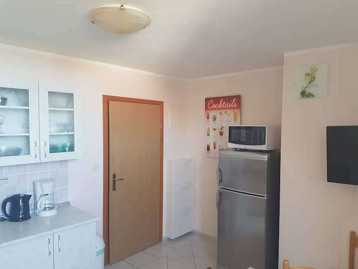 Green Lemon And  Sunny Apartment - Privlaka