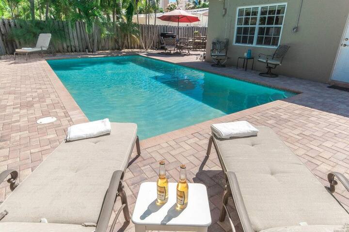 Cozy Seaward Shores! Walk to Beach!