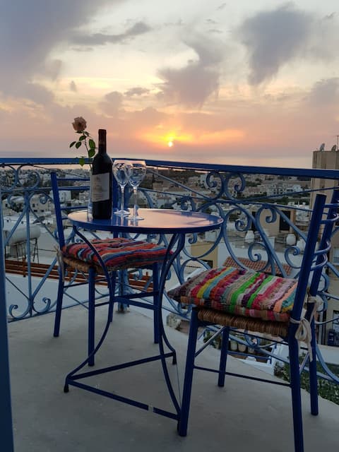 Town Apartment with panoramic seaview