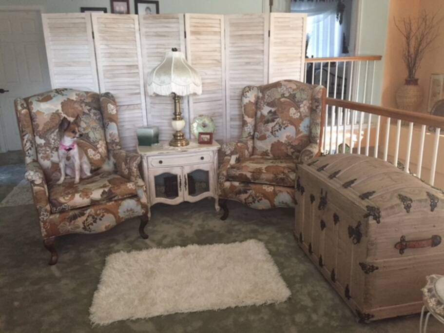 Sitting area in loft