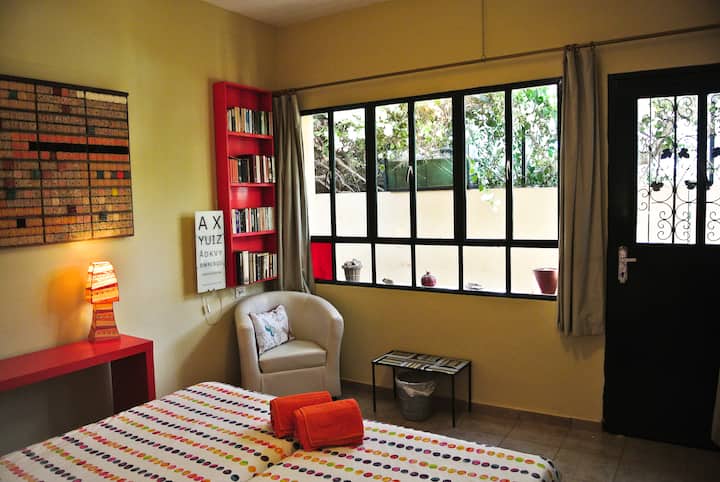 Krivines British run B&B - South African room