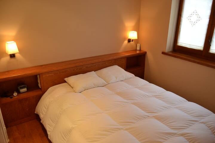 غرفة النوم 1