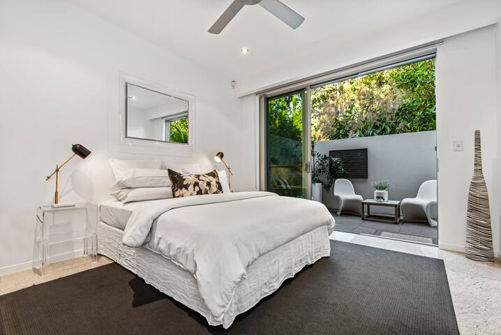 Elegance on Edgar gallery image 3