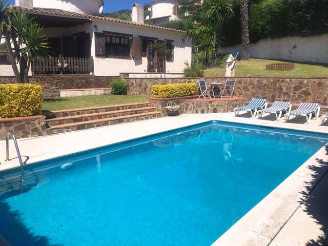 Club Villamar – Sophie gallery image 2