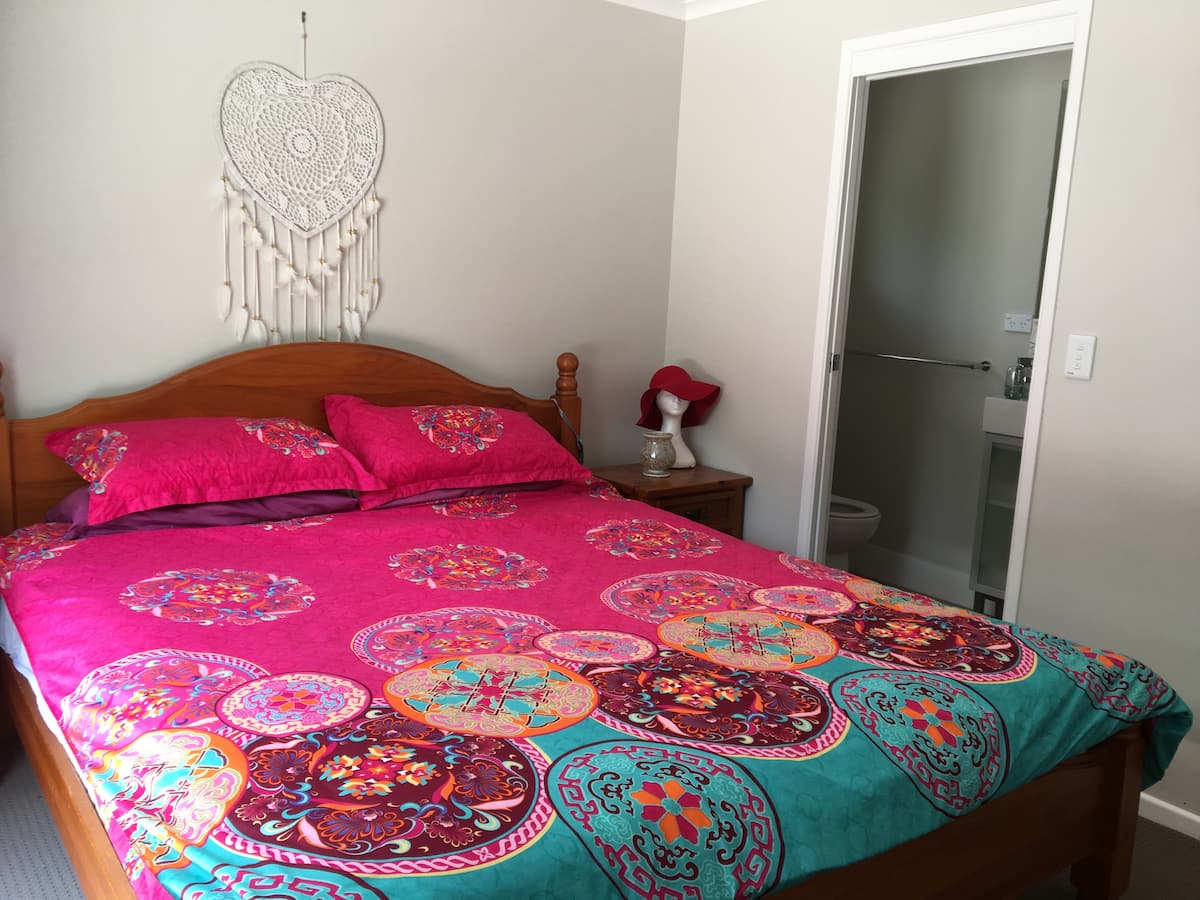 Mountain Bliss Get Away Commonwealth Games. — photo via the host's Airbnb listing
