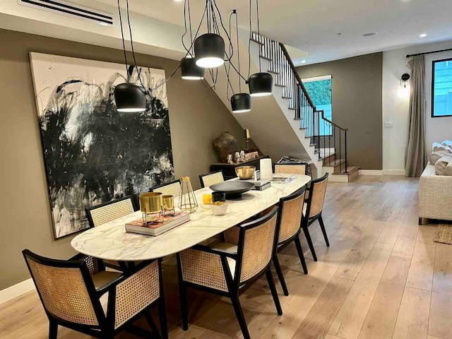 Gorgeous WeHo Townhouse