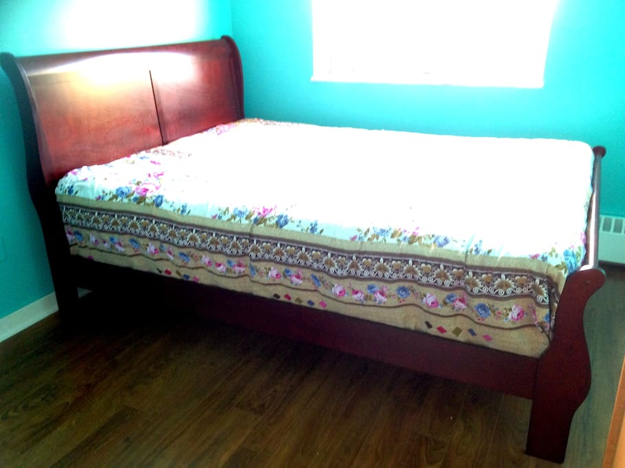 Queen Bed