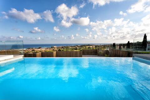 Luxury villa near Barcelona & Costa Brava