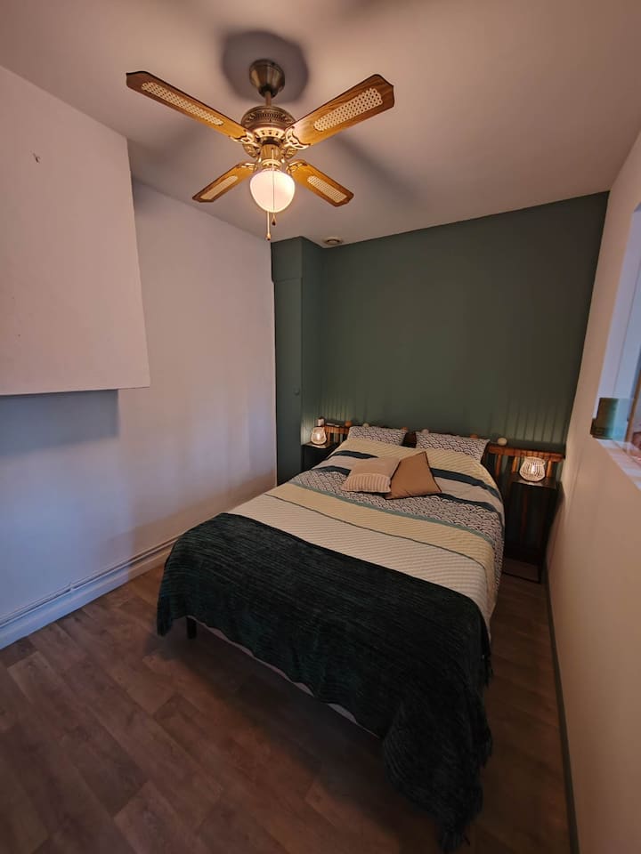 غرفتك البسيطة والدافئة! 