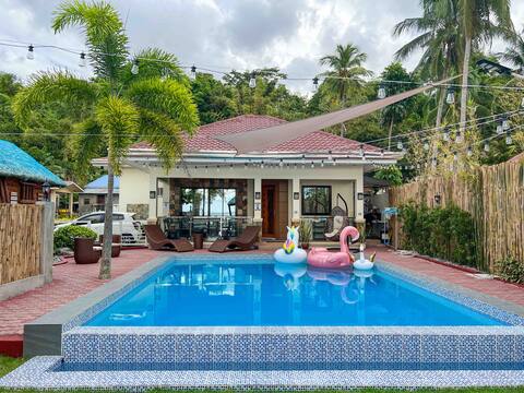 Cozy Beach House in Lobo