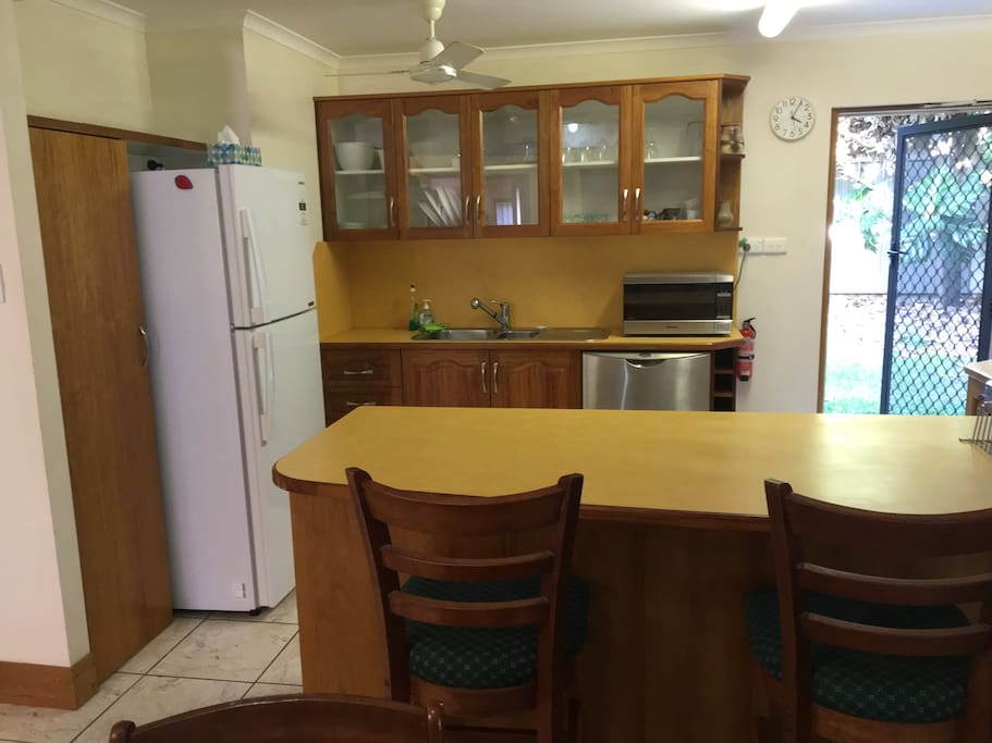 Breakfast bar