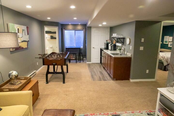 Eagle - Family Friendly Lower Level Guest Suite