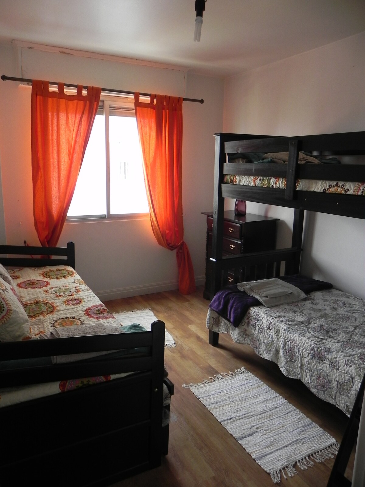 Втора спална соба со четири кревета