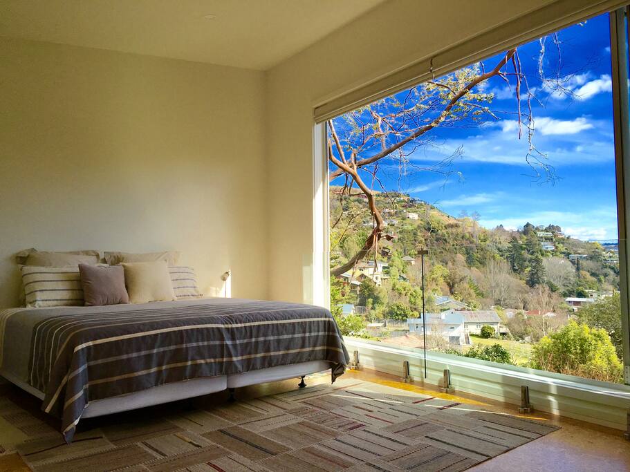 Super-king bed Studio Retreat