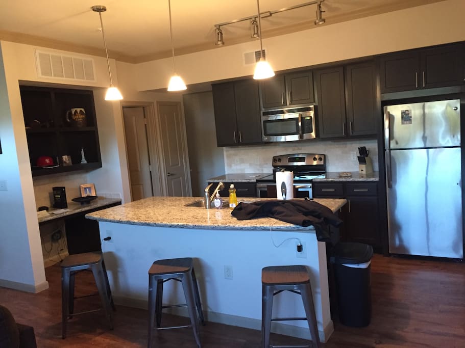 Granite Kitchen with all new updated appliances