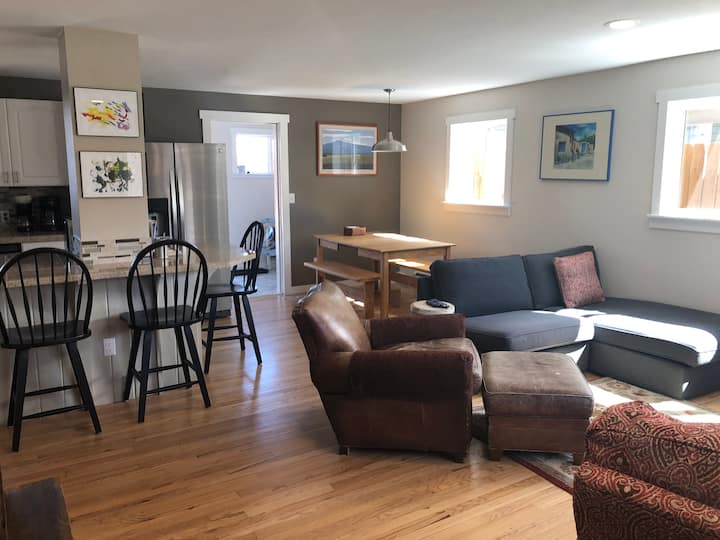 Downtown Gunnison 3 Bd 2 Ba - Gunnison, CO