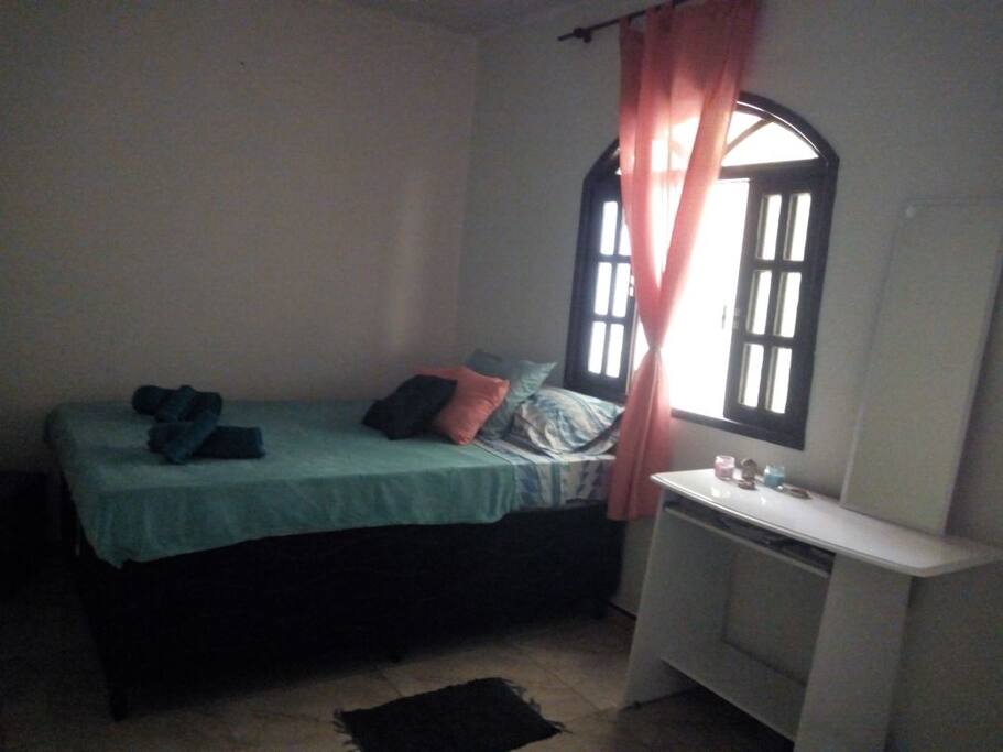 Cuarto hasta 2 personas.
