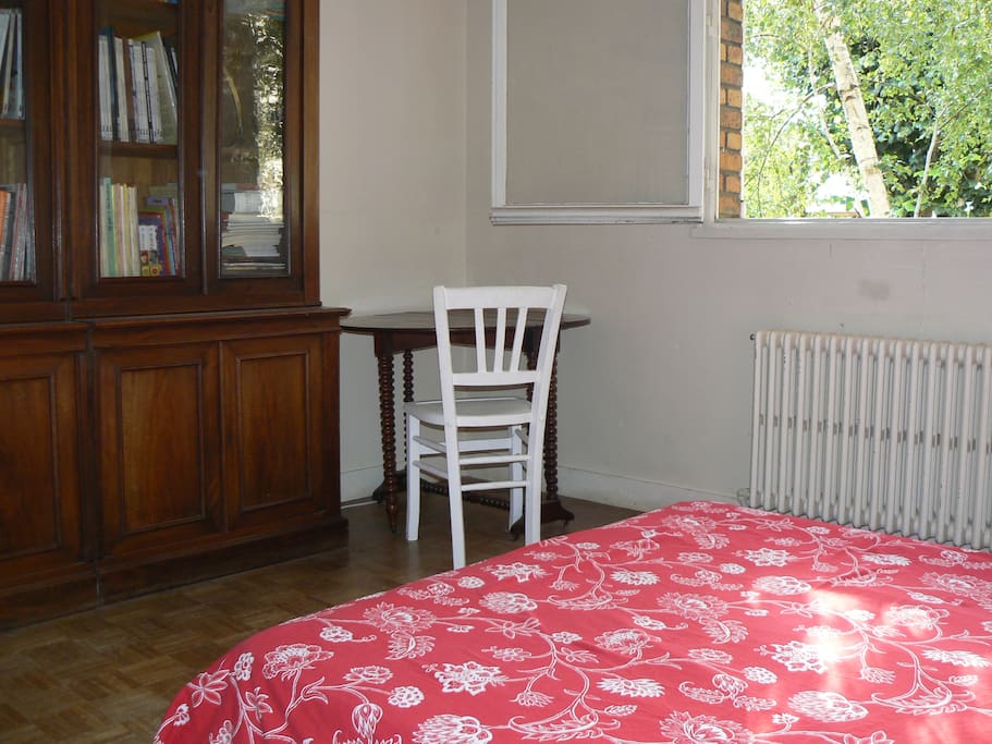 Other view on double bedroom