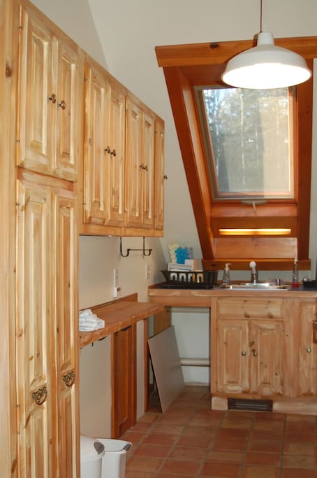 Another kitchen view.
