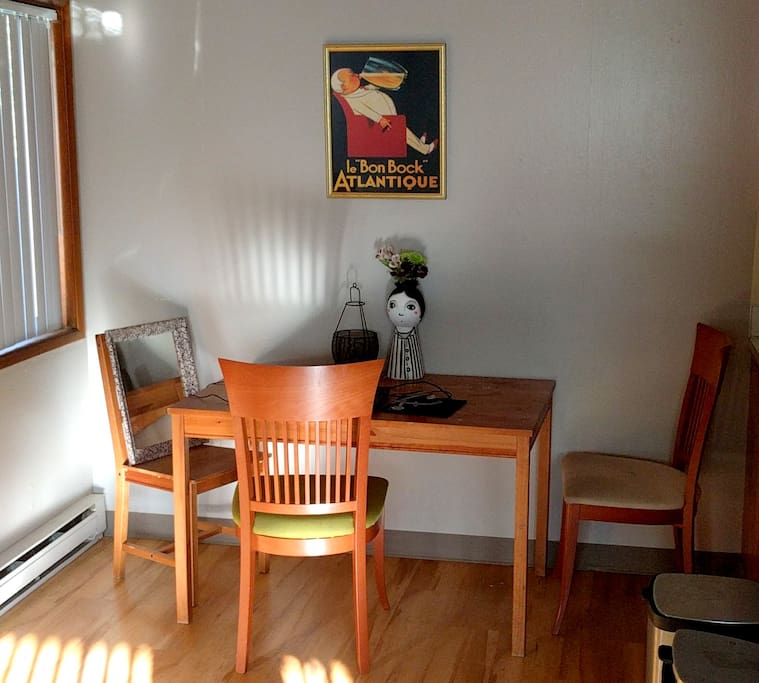 Dining zone