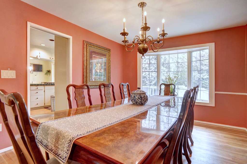 Formal Dinning Room