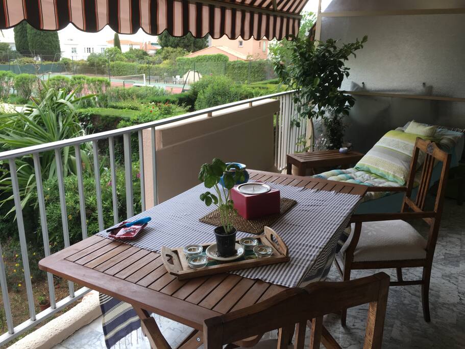 Un petit apéro sur la terrasse?