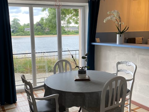 Fisherman's house, located on the banks of the Loire in a quiet and peaceful place