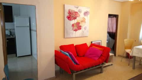 Airbnb con mejor rendimiento: Three-bedroom exterior apartment with Wi-Fi en Rascanya