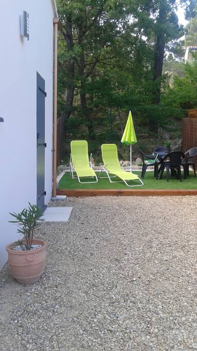 Jardin privatif tout confort