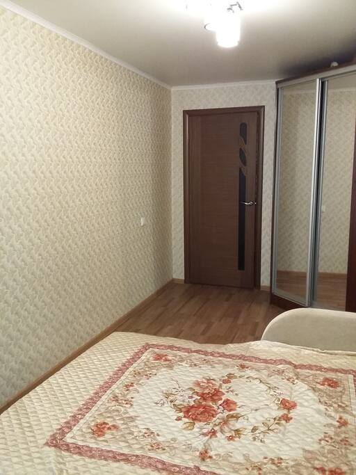 Спалня вид 2