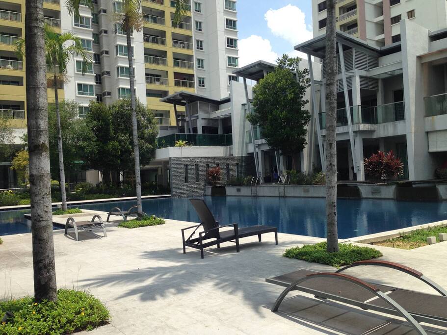 swimming pool