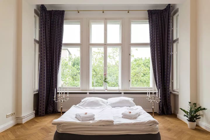 Insider Tip*** The 'Crytsal Suite Berlin' (34m²)