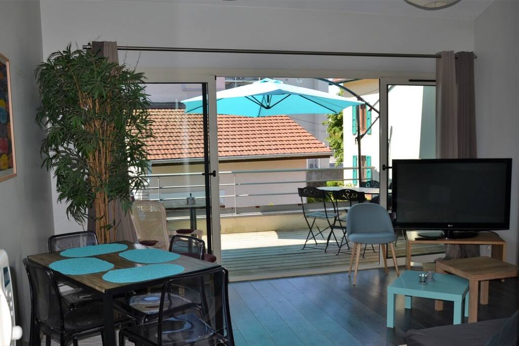 75€ Proche centre et lac, T2 calme et lumineux Annecy
