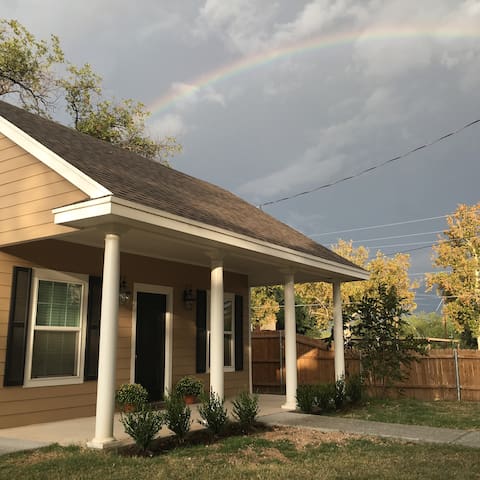 Shady Pecan Cottage