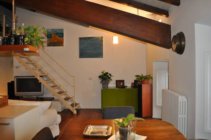 Attic at Arco della Pace gallery image 3