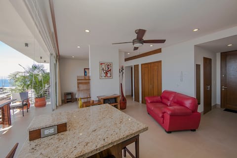 Top performing Airbnb: Amapas 353 | Gorgeous OceanView | Rooftop Pool+Gym in Puerto Vallarta