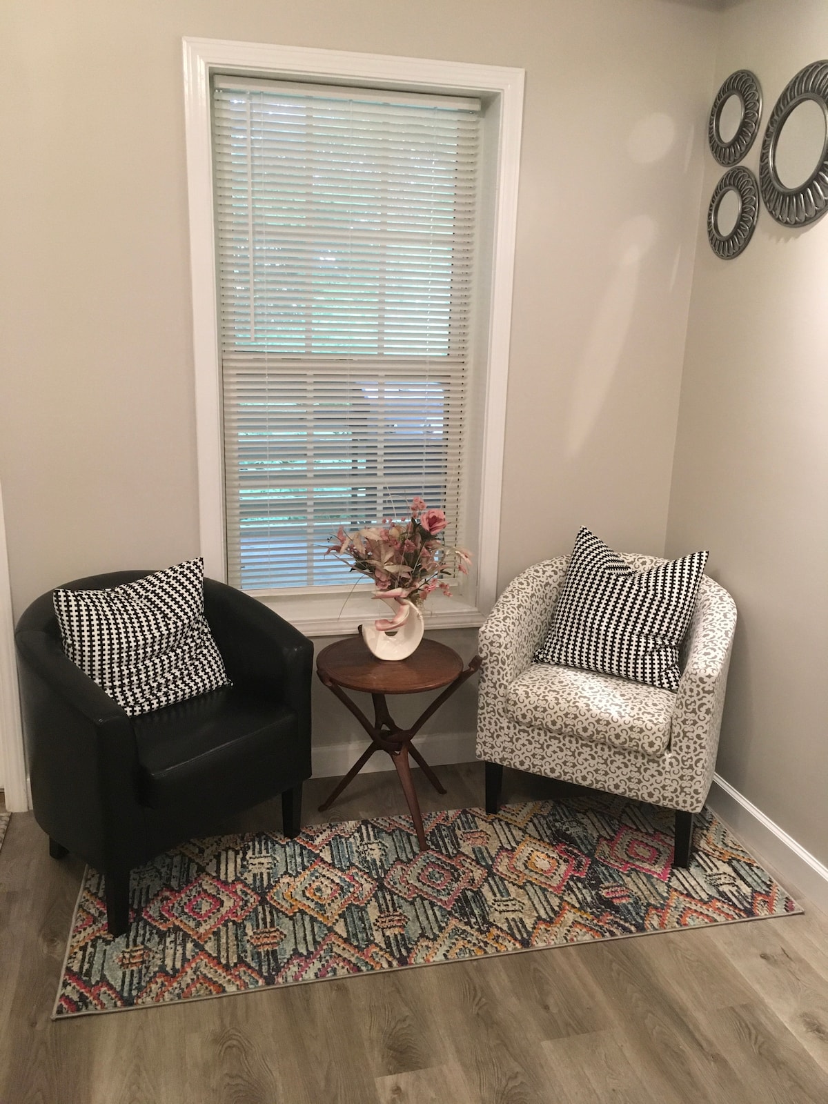 "La Belle Terrasse", 2br Escape in Dacula