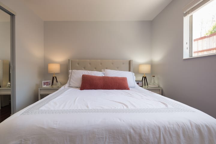 Двойно легло , които са имали много комплименти  за това колко е удобно.