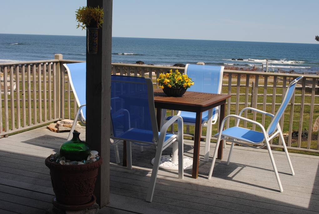 your Oceanside dining area