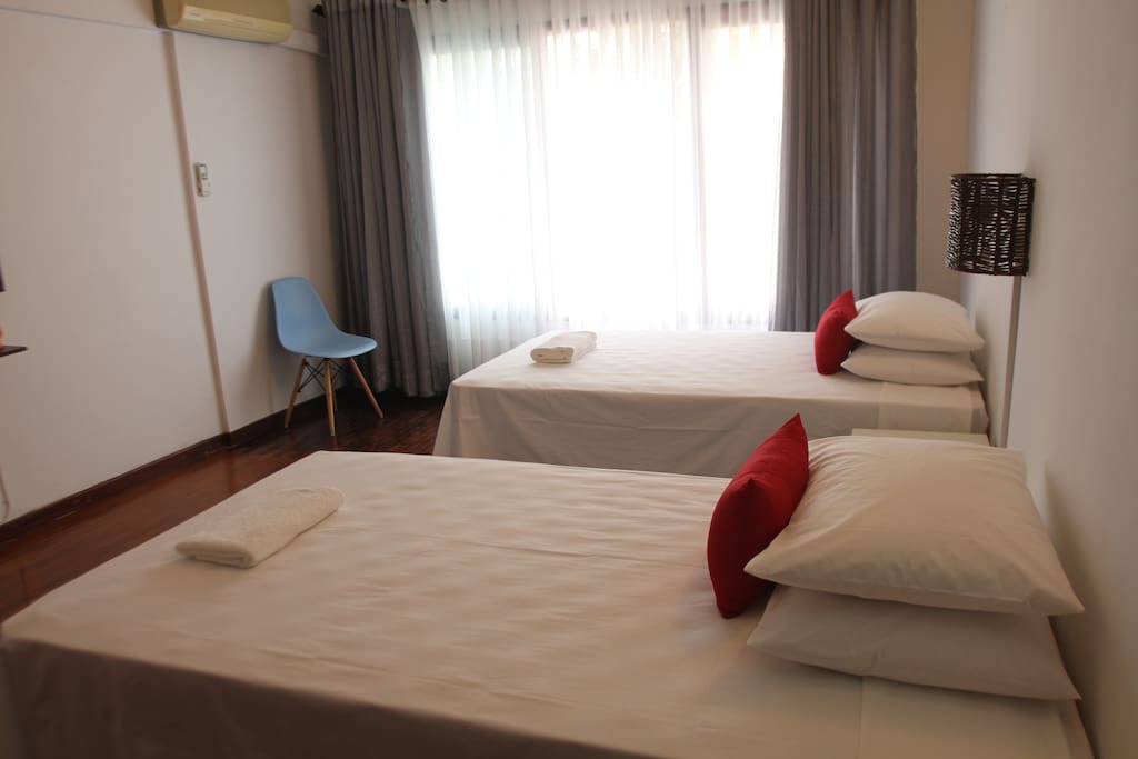 Double room with shared bathroom