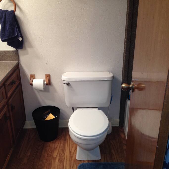 Simple bathroom