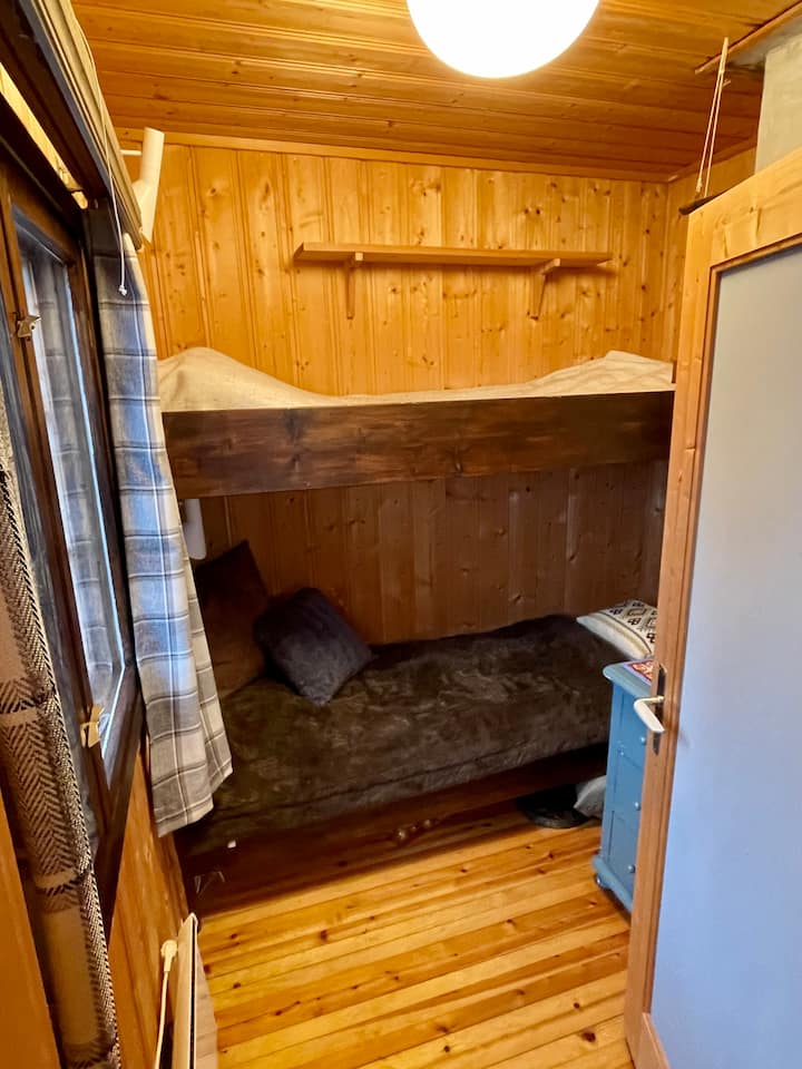 Dhomë për vizitorët me 2 krevate marinari