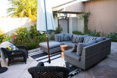 Download Um quarto praia apartamentos huntington For iPhone