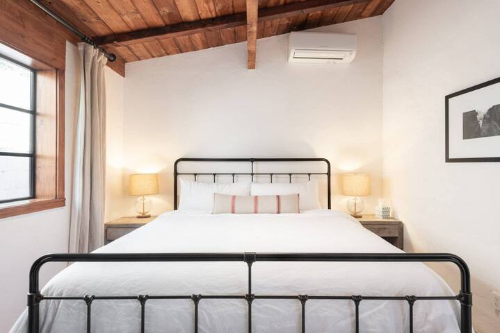 Secluded Magical Views HotTub FirePit Tennis Court gallery image 5