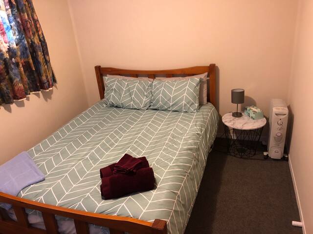 Mackenzie cottage- Pukaki room