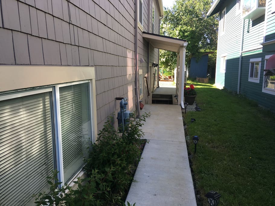 Private Side Entry
