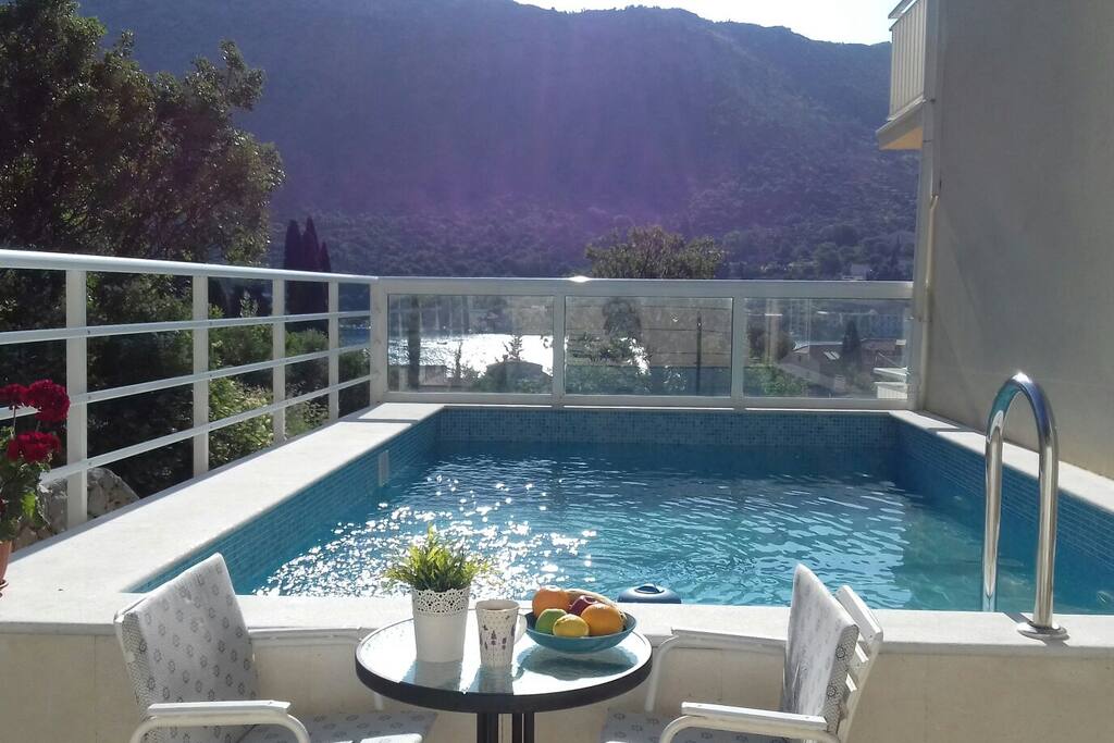 pool area